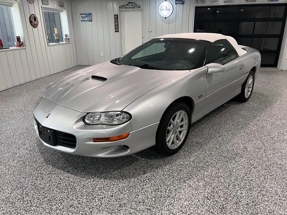 2000 Chevrolet Camaro SS 4th Gen - Image 6 of 20