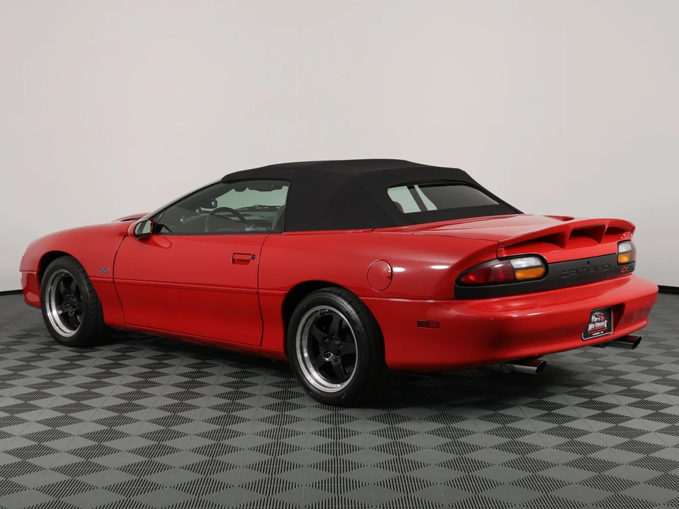 2000 Chevrolet Camaro SS 4th Gen - Image 9 of 31