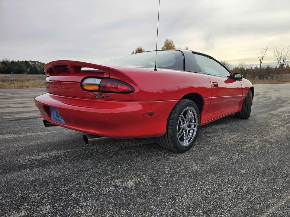 2000 Chevrolet Camaro SS 4th Gen - Image 4 of 11