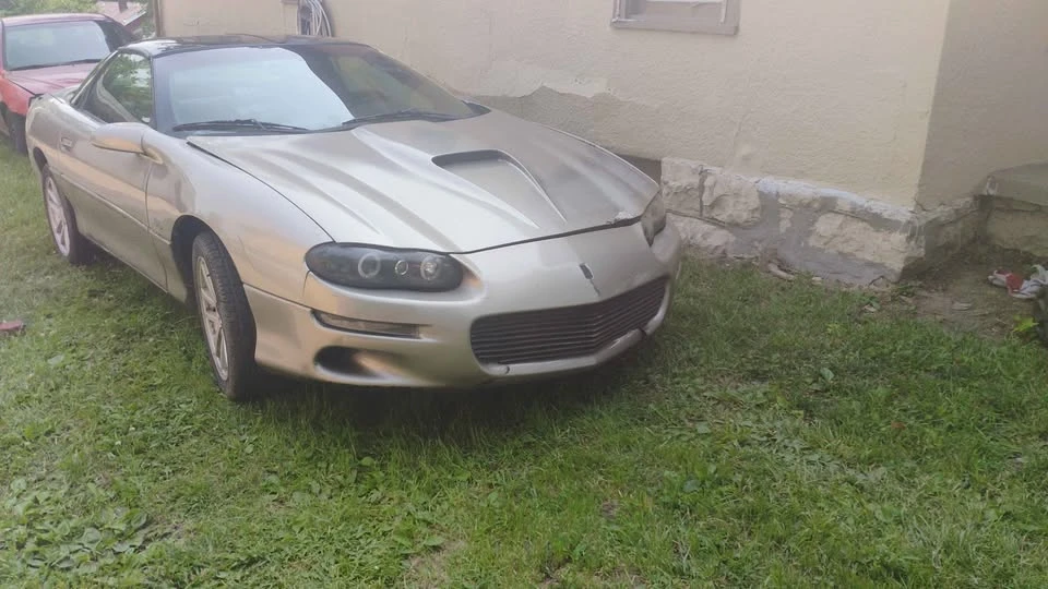 2000 Chevrolet Camaro SS 4th Gen - Image 2 of 7