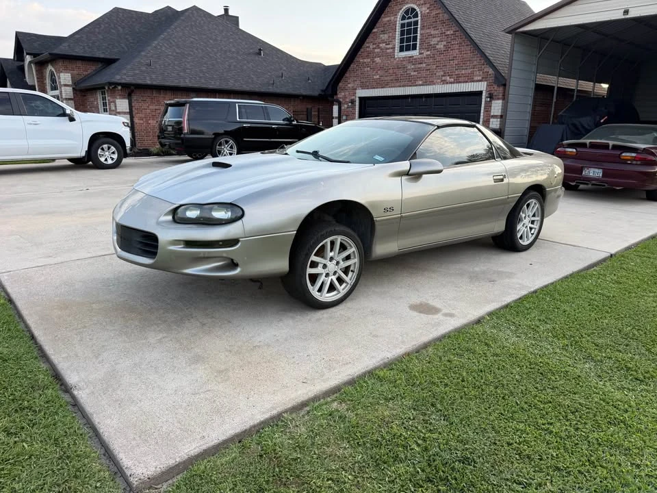 2000 Chevrolet Camaro SS 4th Gen - Image 4 of 19