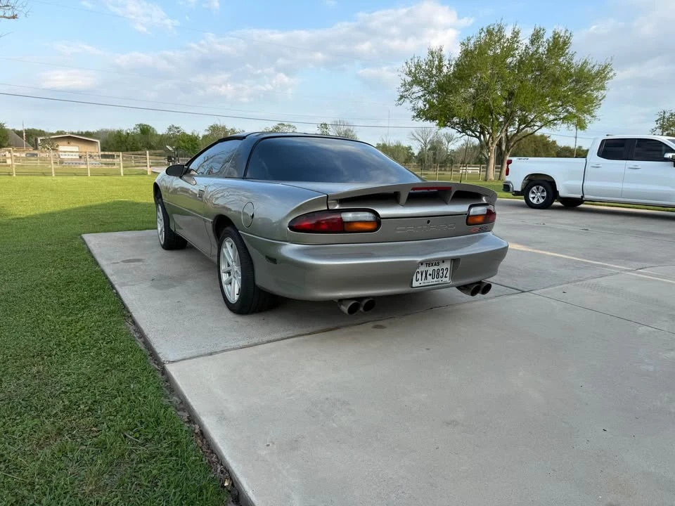 2000 Chevrolet Camaro SS 4th Gen - Image 6 of 19