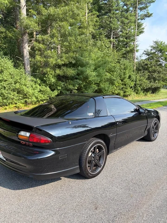 2000 Chevrolet Camaro SS 4th Gen - Image 5 of 8