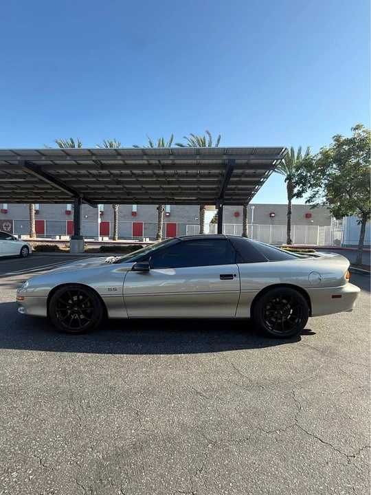 2000 Chevrolet Camaro SS 4th Gen - Image 8 of 14
