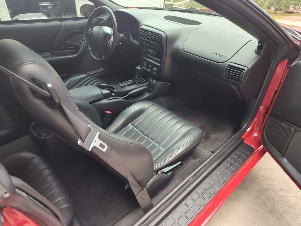 2000 Chevrolet Camaro SS 4th Gen - Image 10 of 17