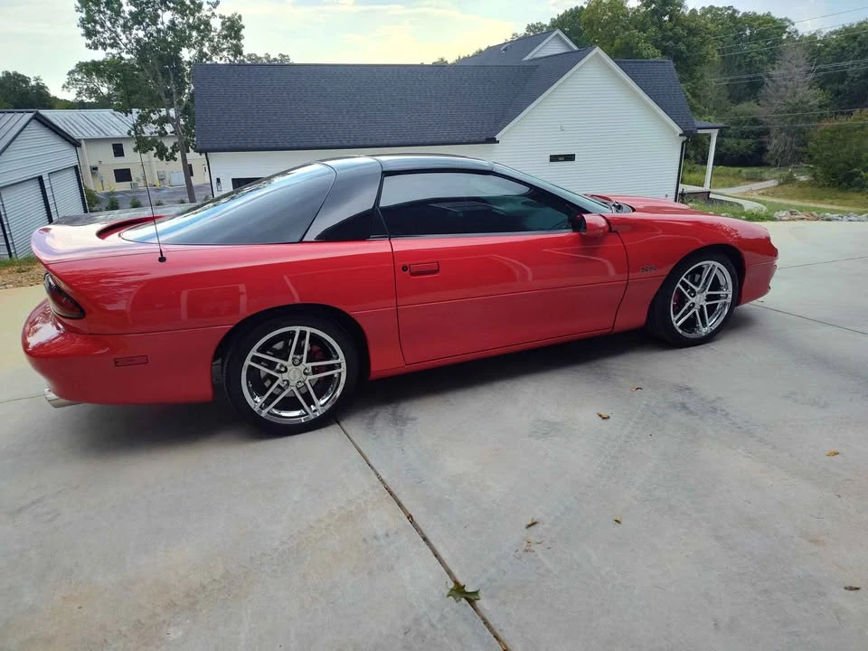 2000 Chevrolet Camaro SS 4th Gen - Image 5 of 17