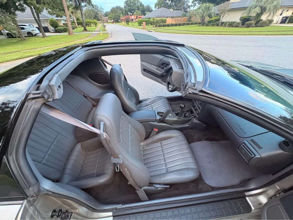 2000 Chevrolet Camaro SS 4th Gen - Image 9 of 12