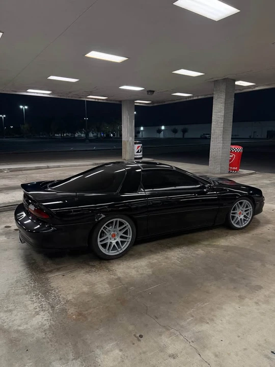 2000 Chevrolet Camaro SS 4th Gen - Image 2 of 5