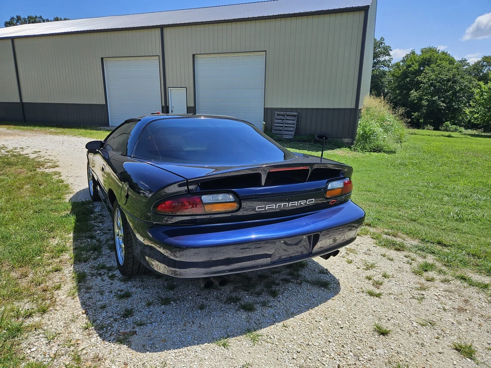 2000 Chevrolet Camaro SS 4th Gen - Image 15 of 31