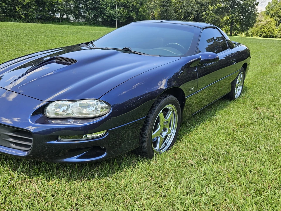 2000 Chevrolet Camaro SS 4th Gen - Image 2 of 31