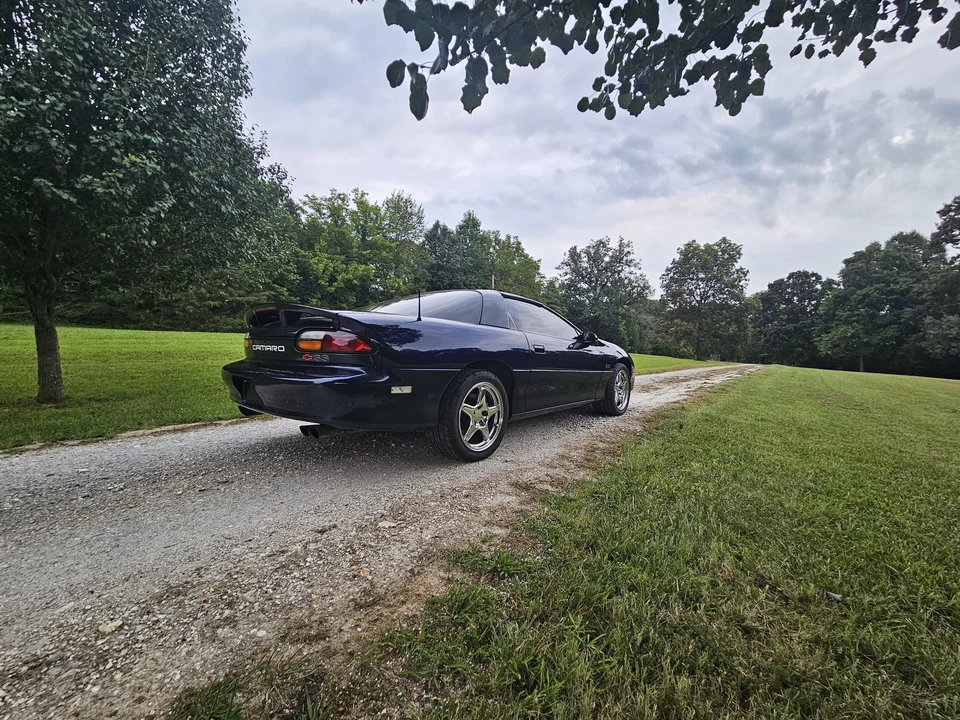 2000 Chevrolet Camaro SS 4th Gen - Image 22 of 31