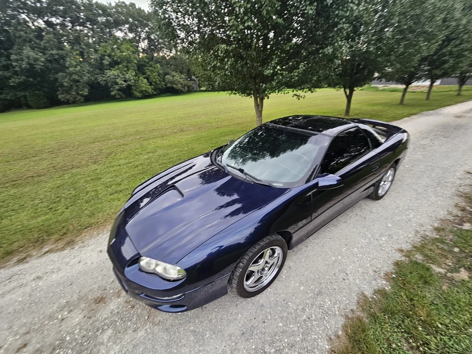 2000 Chevrolet Camaro SS 4th Gen - Image 4 of 31