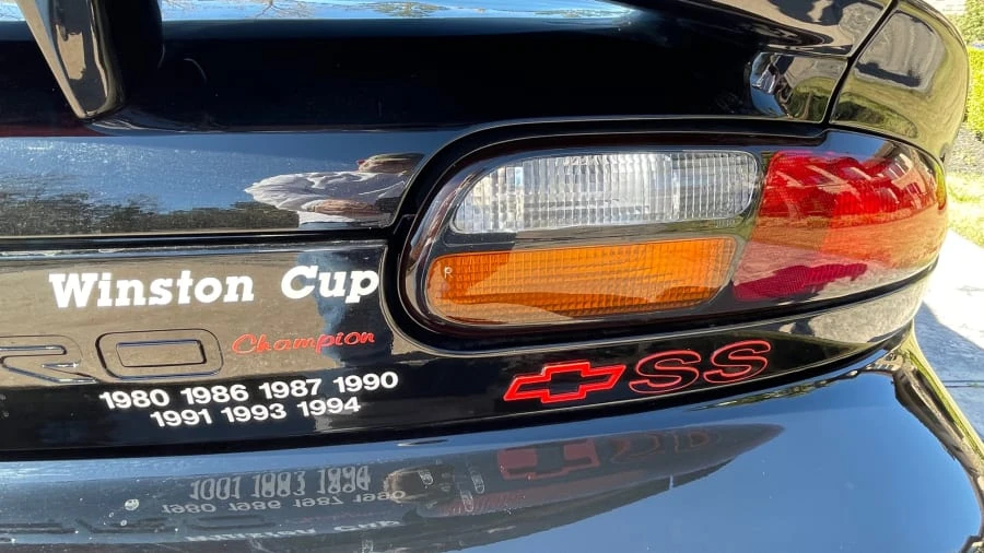 2000 Chevrolet Camaro SS 4th Gen - Image 11 of 16