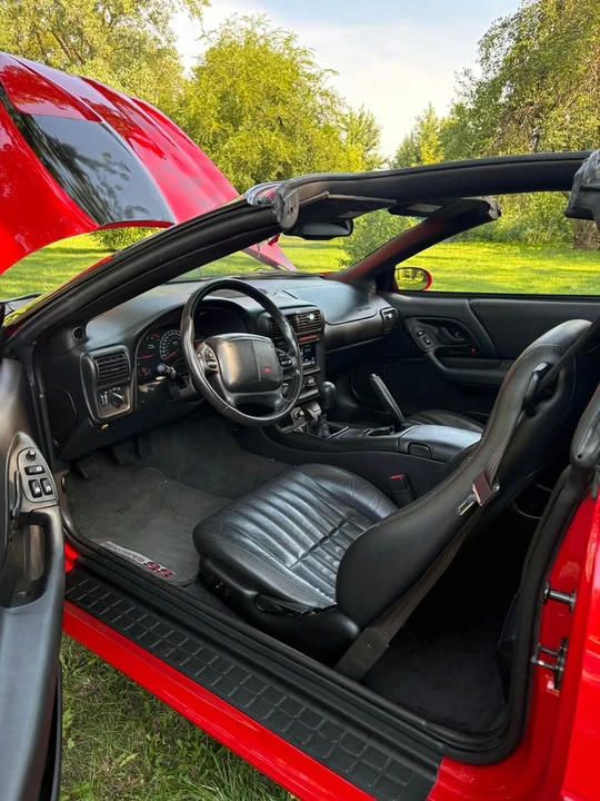 2000 Chevrolet Camaro SS 4th Gen - Image 7 of 11