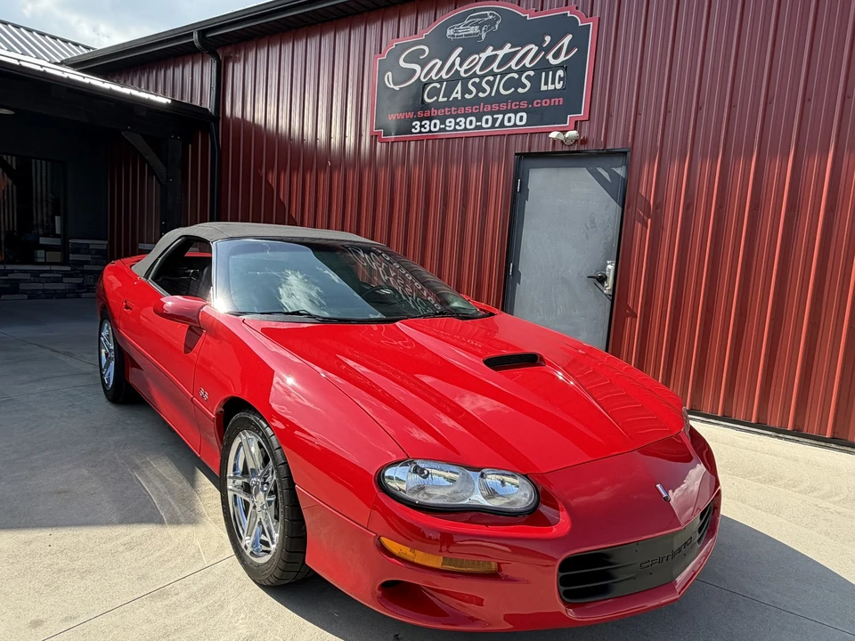 2000 Chevrolet Camaro SS 4th Gen - Image 13 of 31