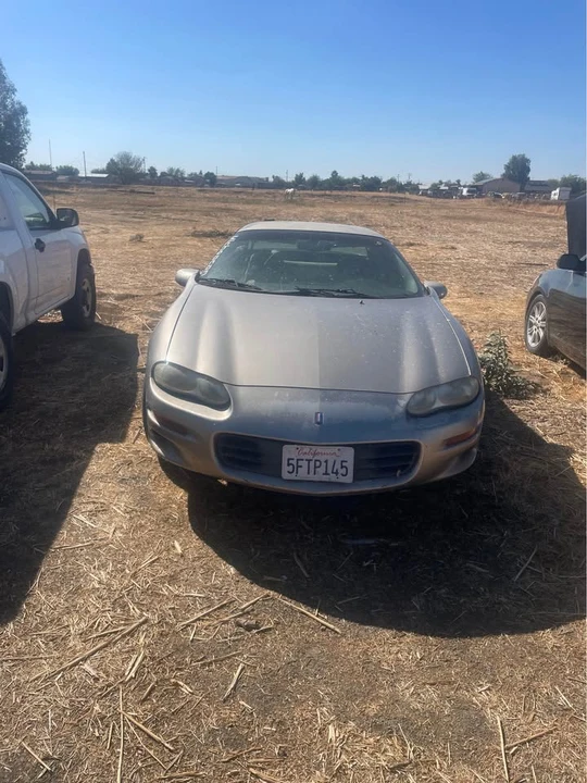 2000 Chevrolet Camaro 4th Gen - Image 3 of 4