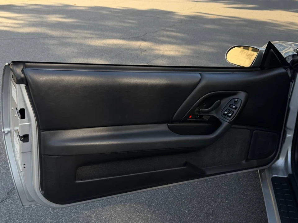 2000 Chevrolet Camaro Z28 4th Gen - Image 13 of 18
