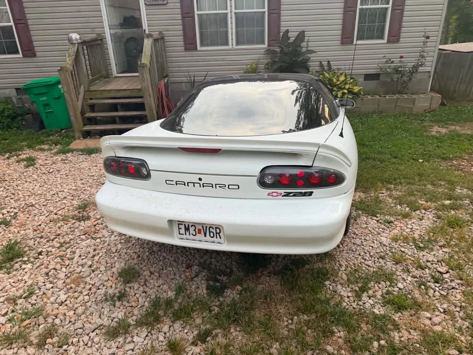 2000 Chevrolet Camaro Z28 4th Gen - Image 8 of 9