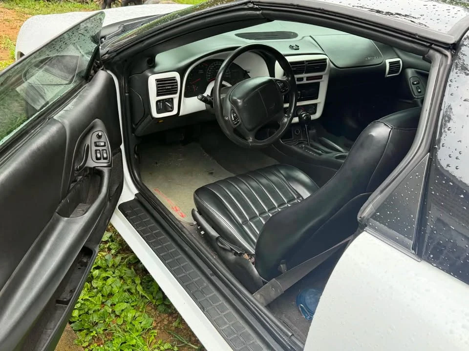 2000 Chevrolet Camaro Z28 4th Gen - Image 4 of 9