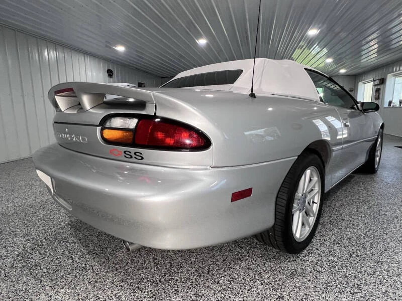 2000 Chevrolet Camaro SS 4th Gen - Image 18 of 31