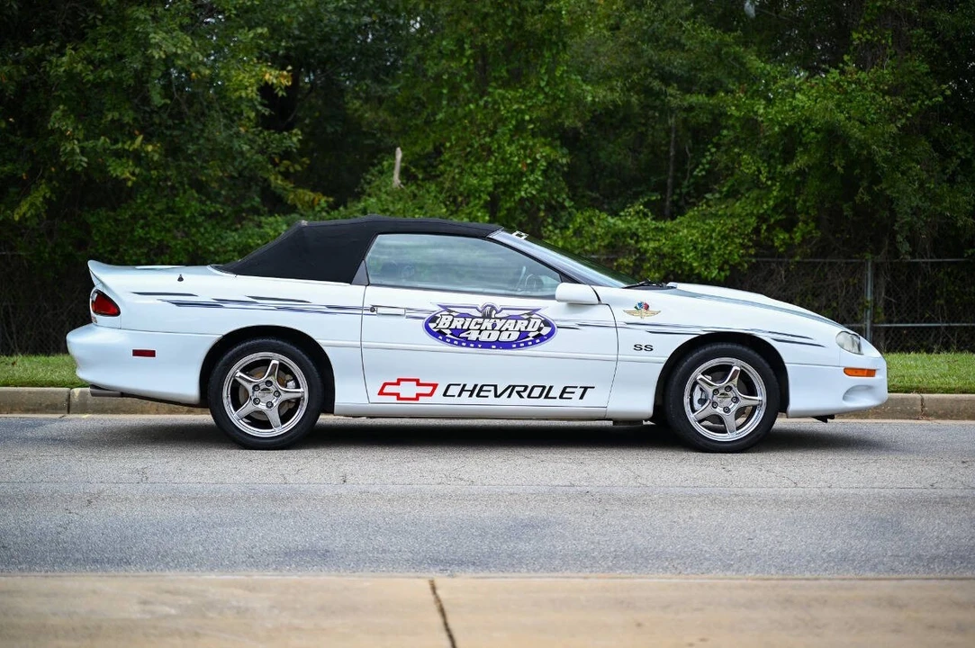 2000 Chevrolet Camaro SS 4th Gen - Image 14 of 21