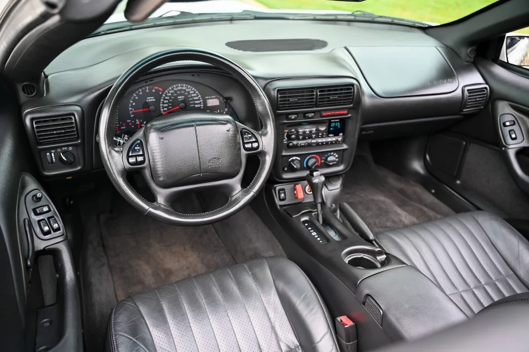 2000 Chevrolet Camaro SS 4th Gen - Image 4 of 21