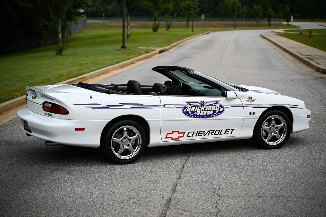 2000 Chevrolet Camaro SS 4th Gen - Image 12 of 21
