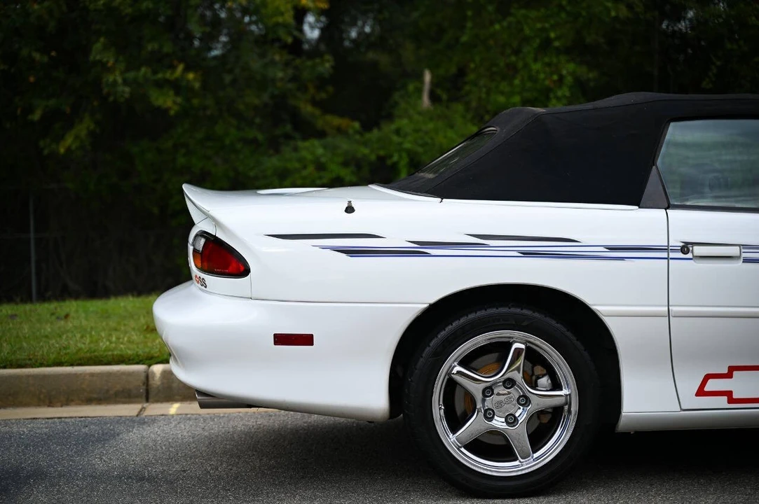 2000 Chevrolet Camaro SS 4th Gen - Image 15 of 21