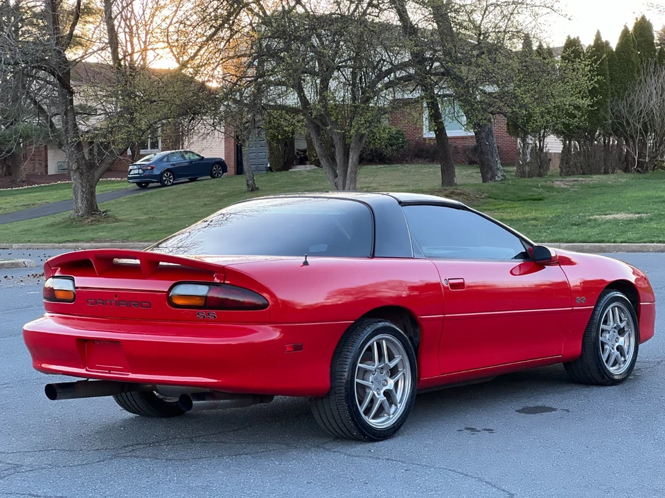 2000 Chevrolet Camaro SS 4th Gen - Image 9 of 21