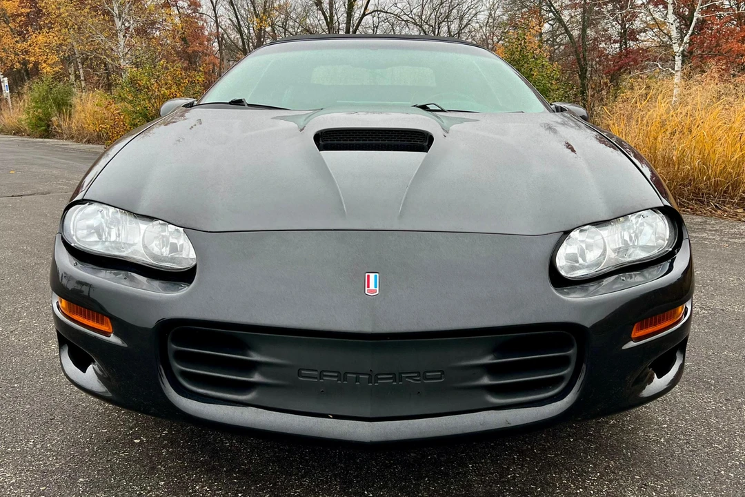 2000 Chevrolet Camaro SS 4th Gen - Image 2 of 31