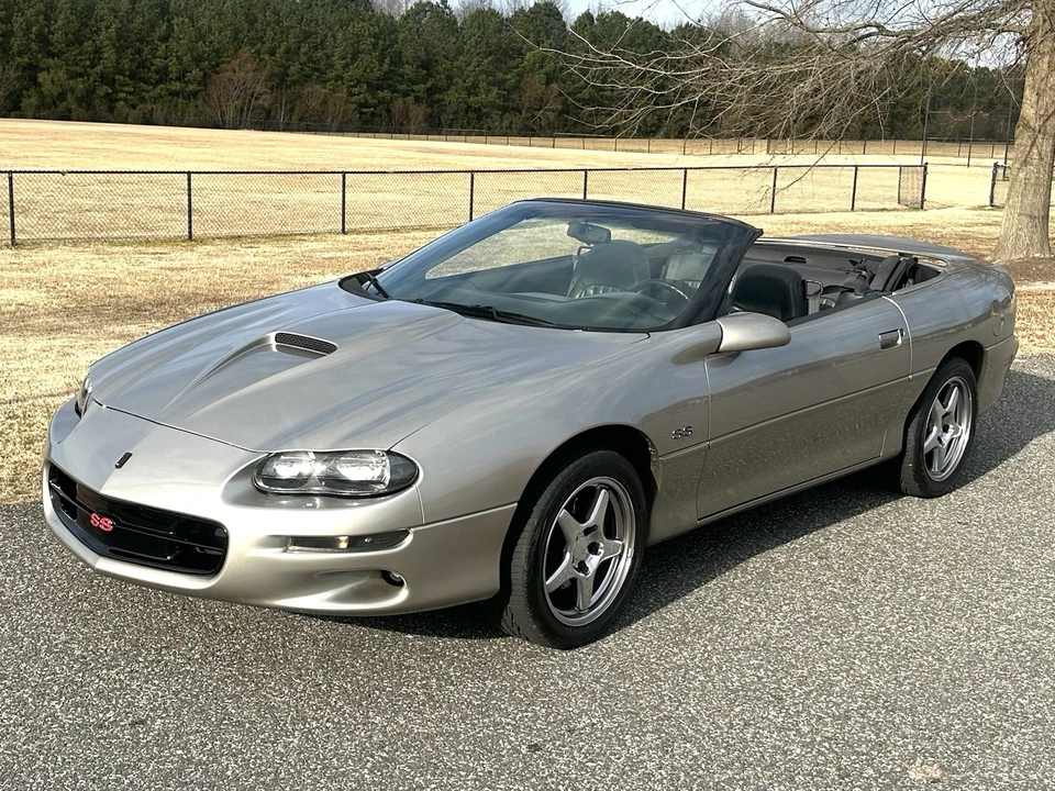 2000 Chevrolet Camaro SS 4th Gen - Image 5 of 14