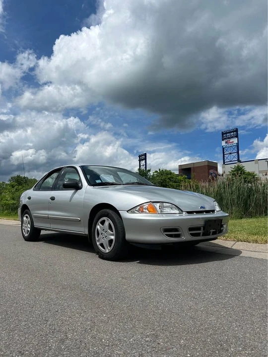 2000 Chevrolet Cavalier - Image 4 of 11