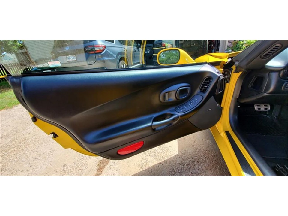 2000 Chevrolet Corvette C5 - Image 14 of 26