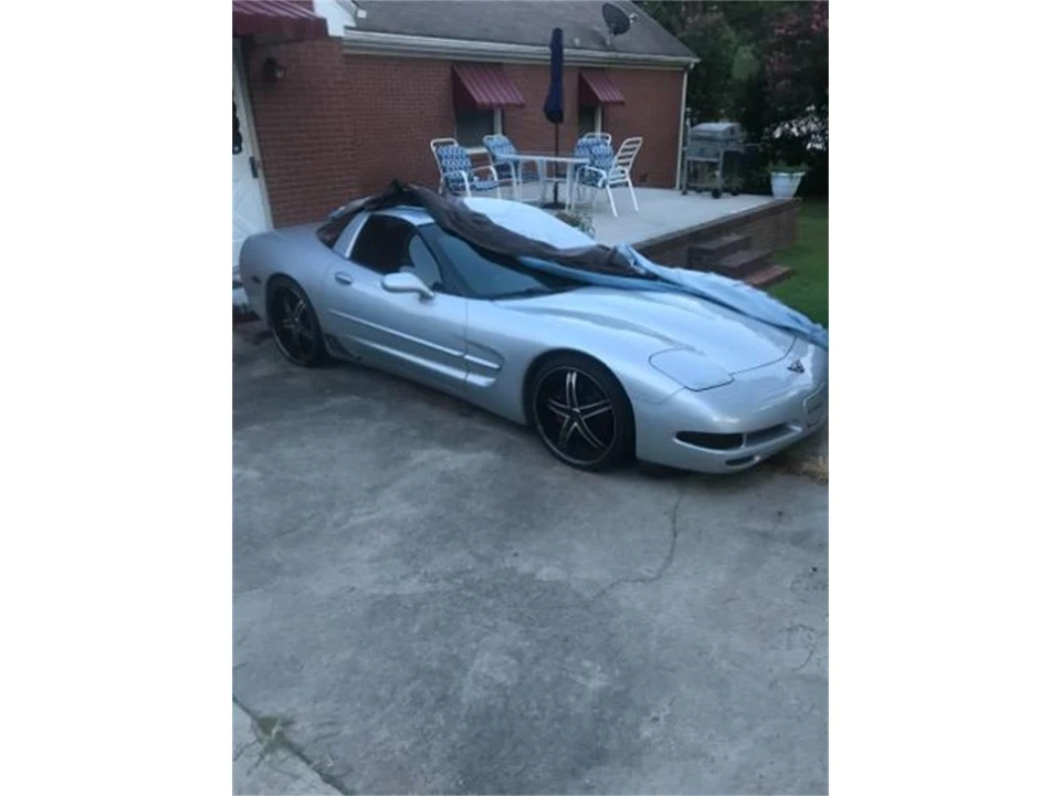 2000 Chevrolet Corvette C5 - Image 2 of 3