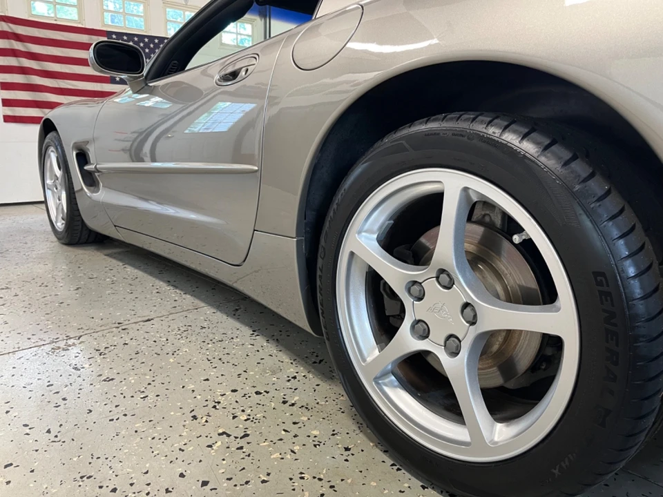 2000 Chevrolet Corvette C5 - Image 28 of 31