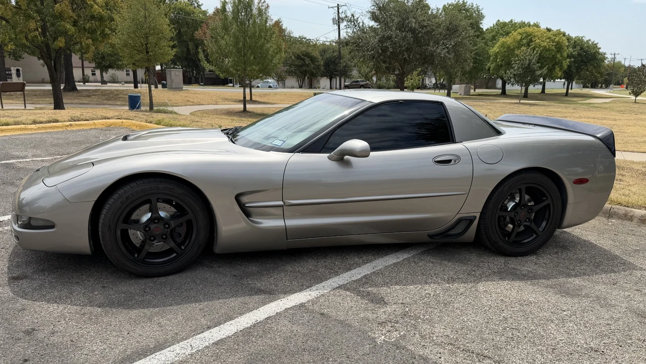 2000 Chevrolet Corvette C5 - Image 8 of 31