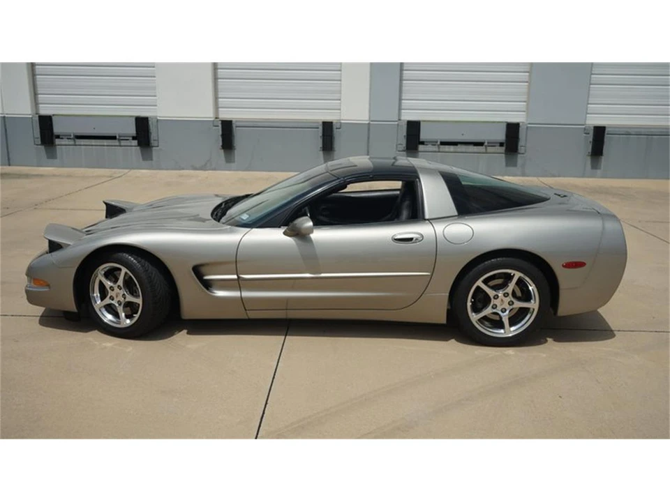 2000 Chevrolet Corvette C5 - Image 5 of 31