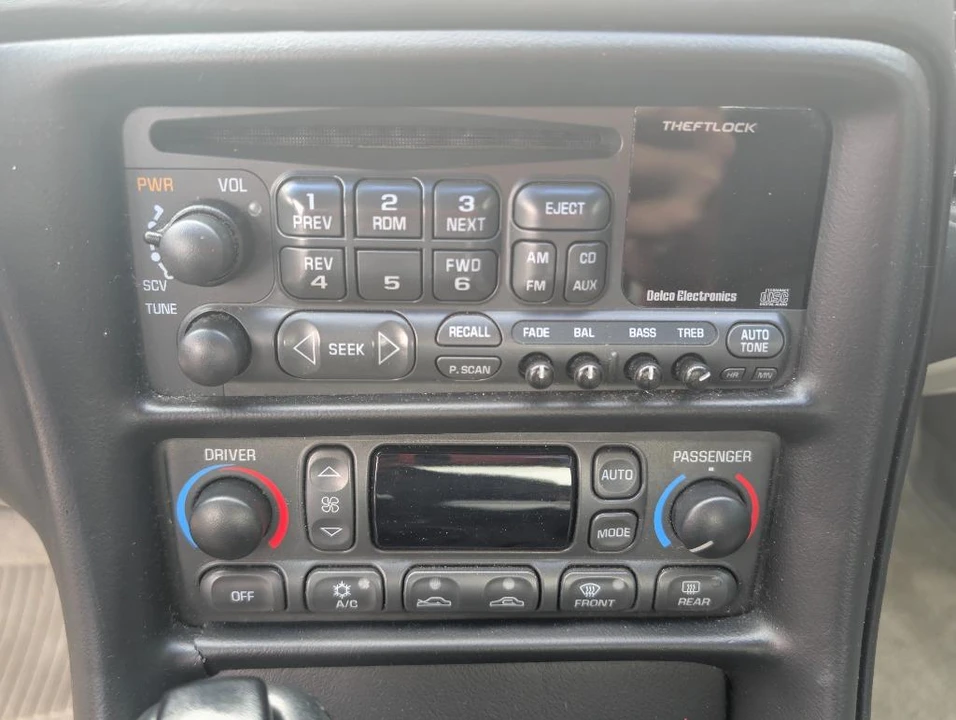 2000 Chevrolet Corvette C5 - Image 26 of 31