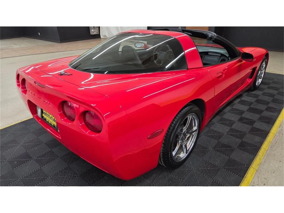 2000 Chevrolet Corvette C5 - Image 4 of 31