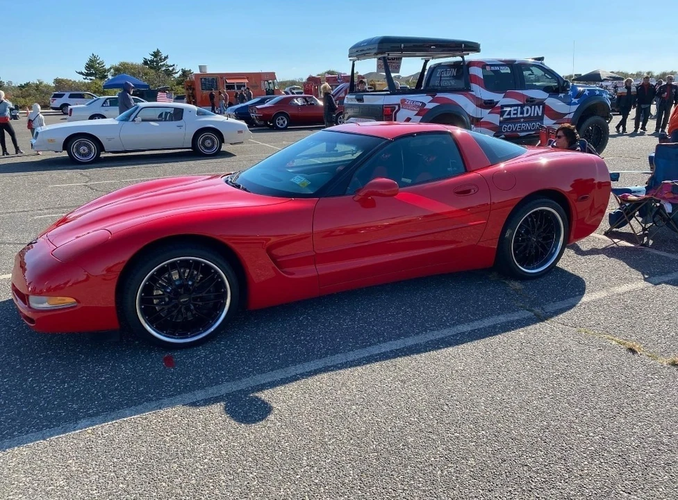 2000 Chevrolet Corvette C5 - Image 4 of 12