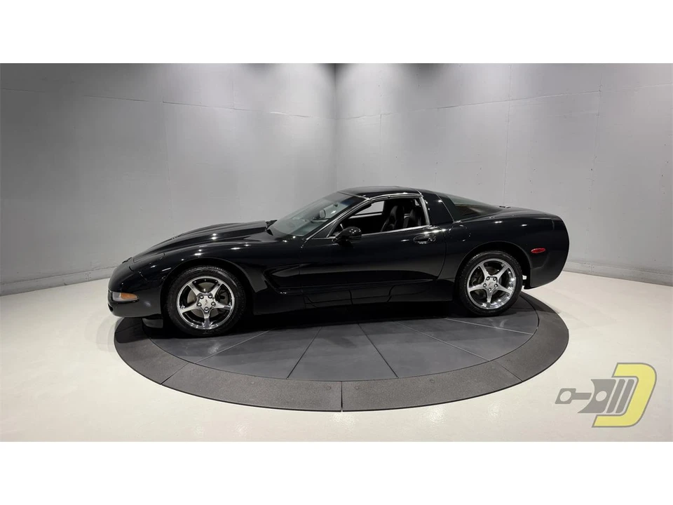 2000 Chevrolet Corvette C5 - Image 2 of 31