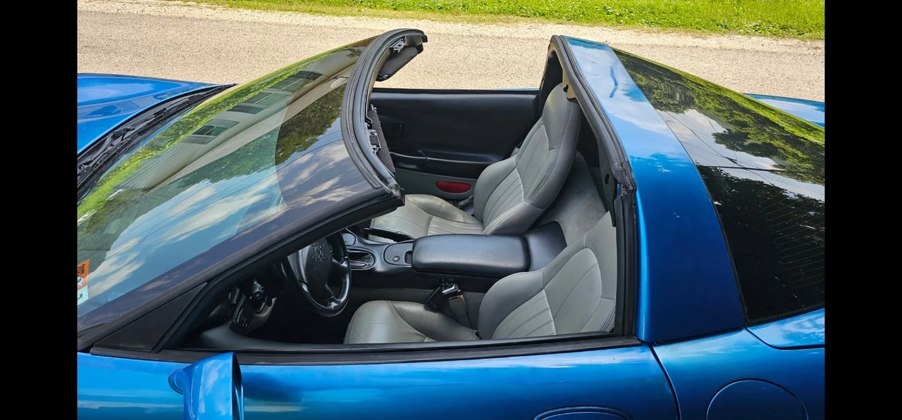 2000 Chevrolet Corvette C5 - Image 12 of 27
