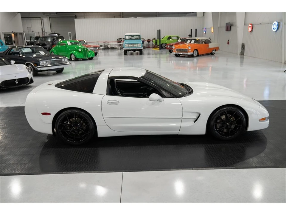 2000 Chevrolet Corvette C5 - Image 29 of 31
