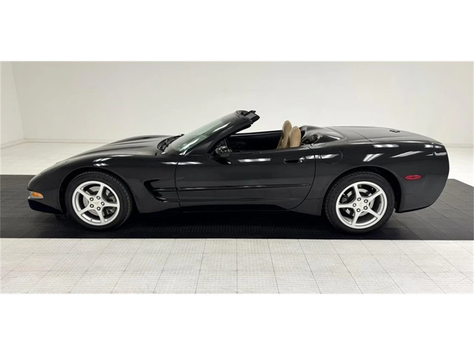 2000 Chevrolet Corvette C5 - Image 4 of 31