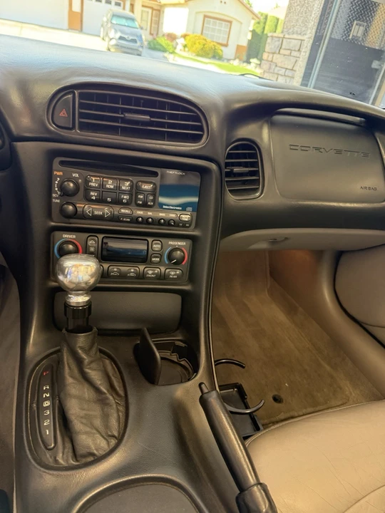 2000 Chevrolet Corvette - Image 12 of 24