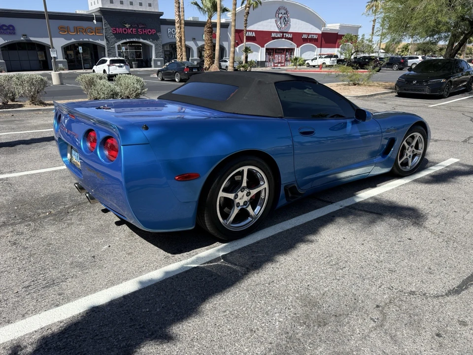 2000 Chevrolet Corvette - Image 2 of 24