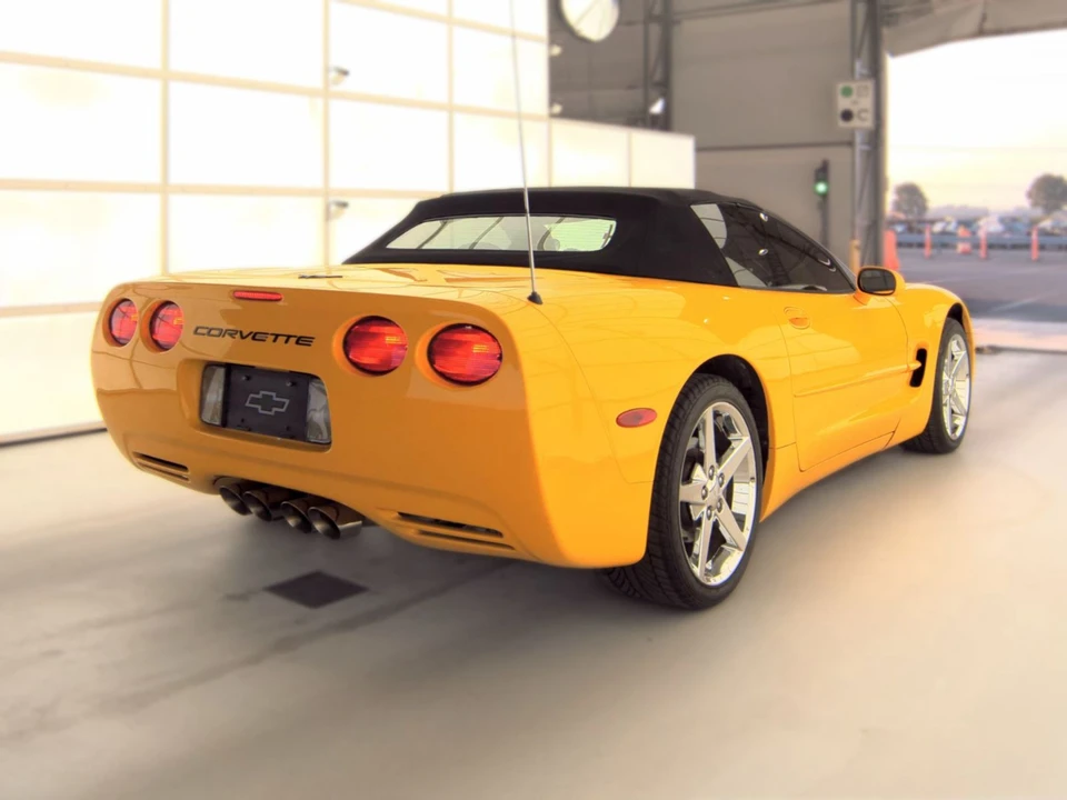 2000 Chevrolet Corvette C5 - Image 2 of 12