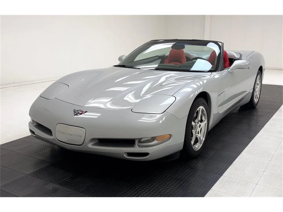2000 Chevrolet Corvette C5 - Image 2 of 31