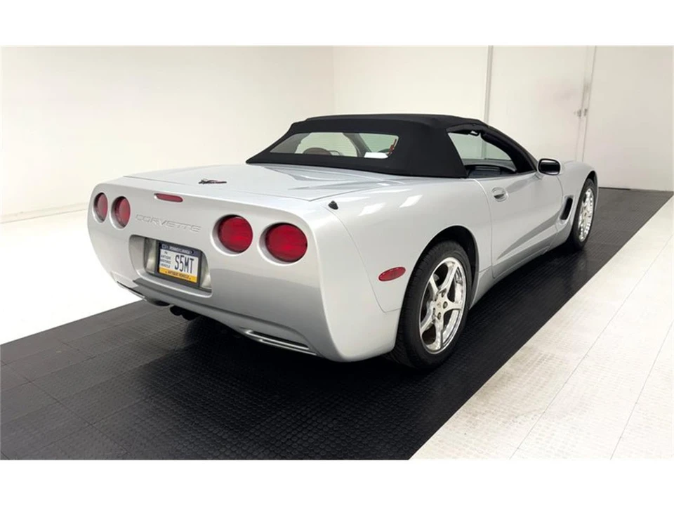 2000 Chevrolet Corvette C5 - Image 8 of 31