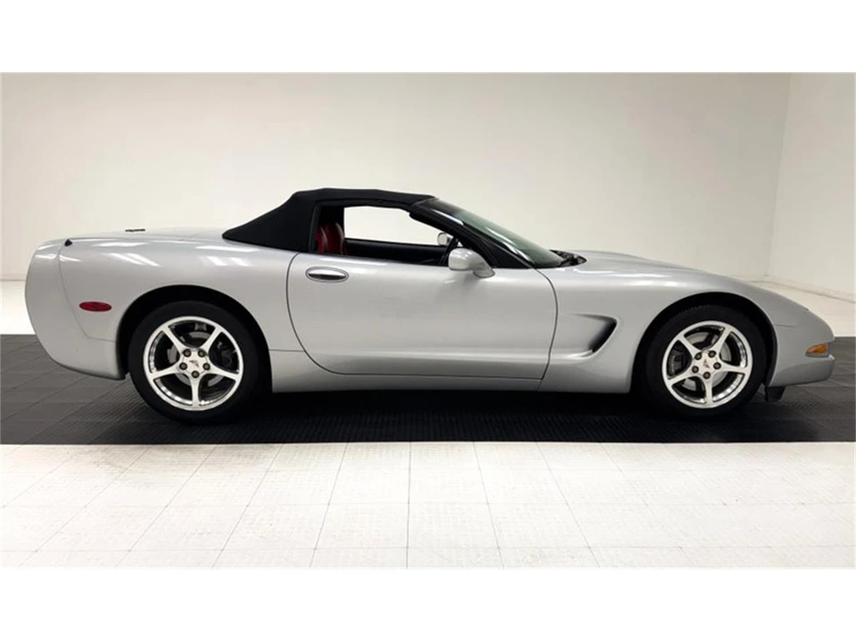 2000 Chevrolet Corvette C5 - Image 9 of 31